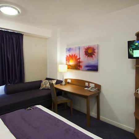 Premier Inn London Stratford מראה חיצוני תמונה