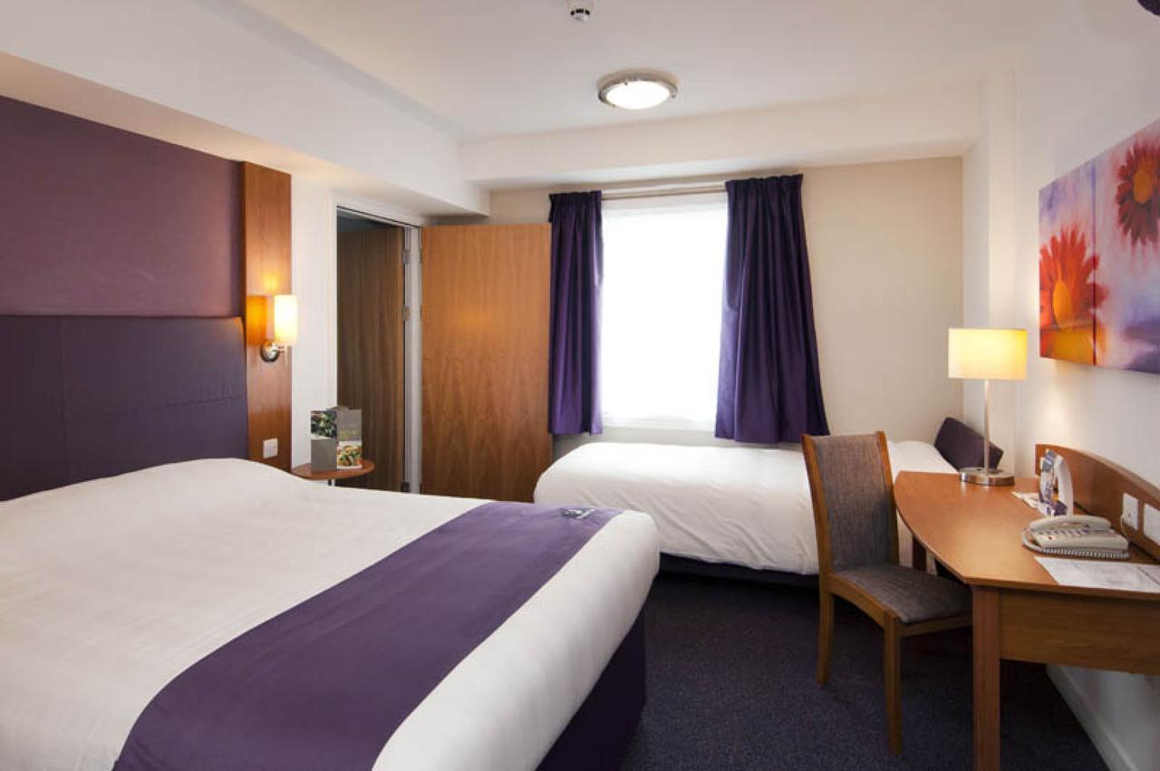 Premier Inn London Stratford חדר תמונה